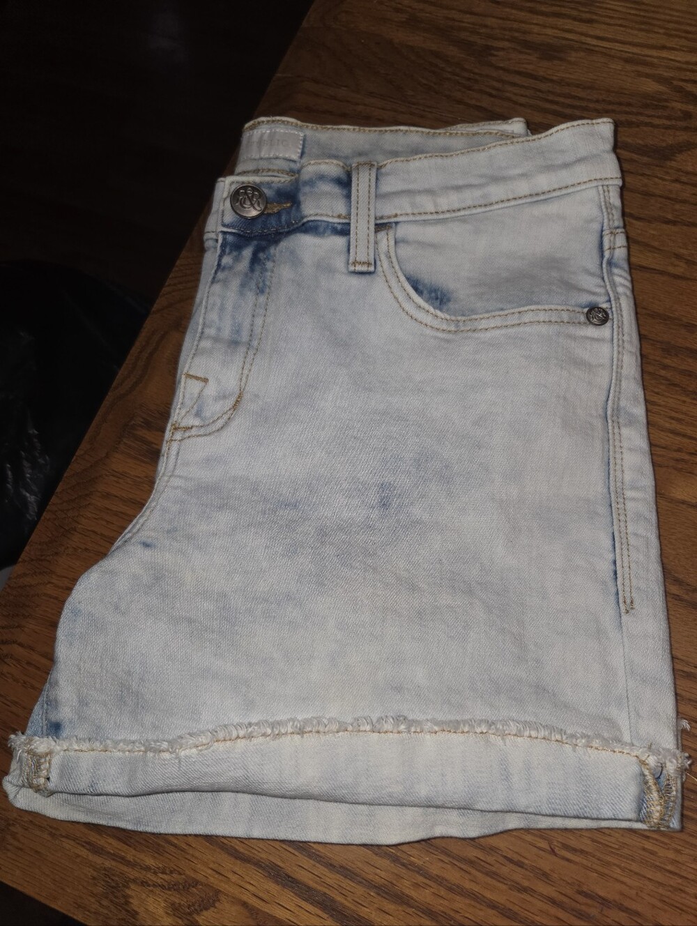 Rock & Republic Womems Jean Shorts..12